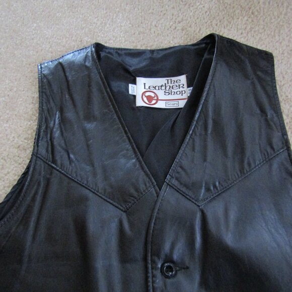 Sears The Leather Shop Vest Mens Size 44 Black Leather Button Chain Vest - Picture 3 of 6